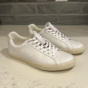 Veja Esplar leather shoes, extra white/tan, EUC, size 40